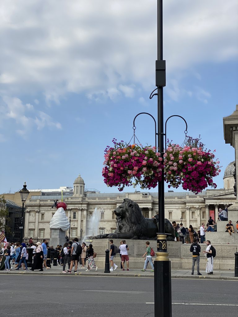 Trafalgar Square Praça dos Leões em Londres - Praças famosas - Bate Papo Blog - Turistando em Londres